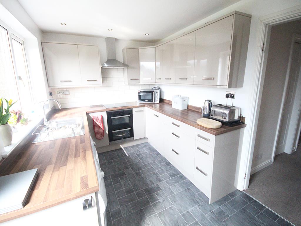 4 bedroom detached house For Sale in Earby - IMG_2513.jpg